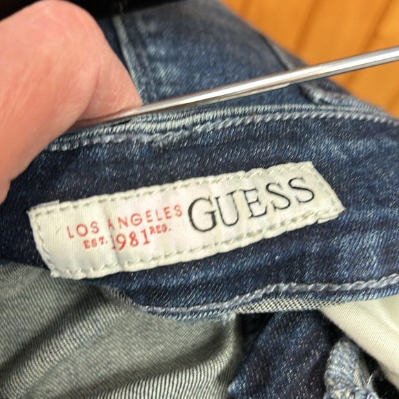 GUESS Jean Shorts - Size 29 - Picture 4 of 4